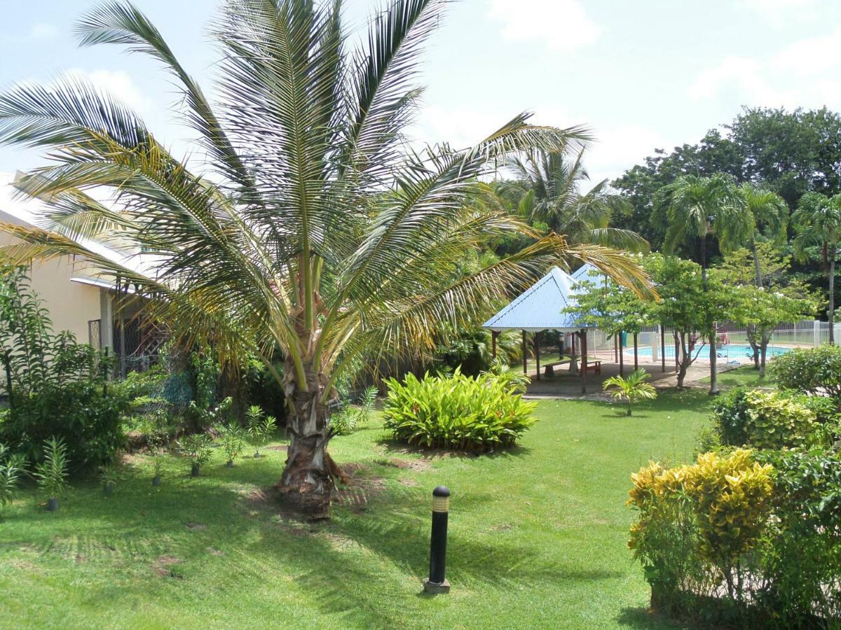 Caraibes Holidays Sainte-Anne Exterior photo